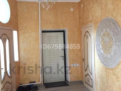 Отдельный дом • 5 комнат • 200 м² • 18 сот., Сырттанова за 47 млн 〒 в Талдыкоргане