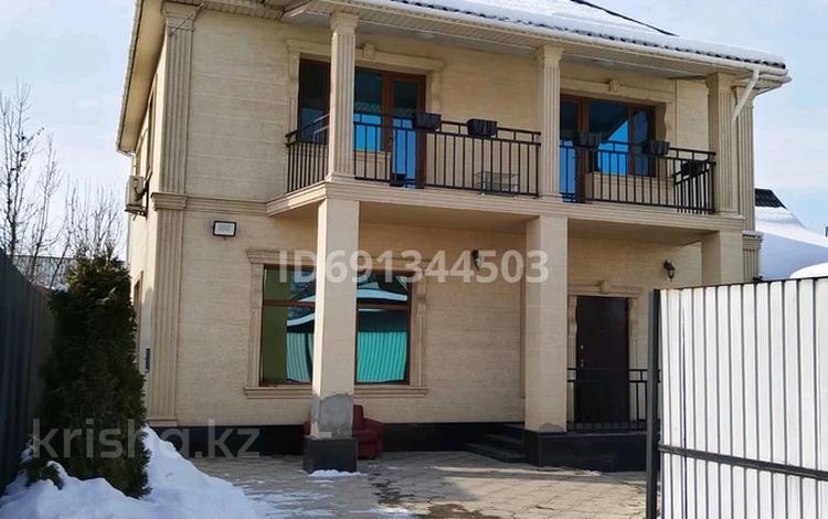 Отдельный дом • 5 комнат • 190 м² • 4.5 сот., Райымбека за 75 млн 〒 в Абае — фото 2
