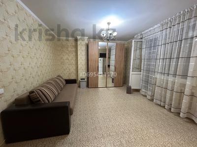 1-бөлмелі пәтер, 40 м², 8/14 қабат ай сайын, Алматы 13, бағасы: 240 000 〒 в Астане, Есильский р-н