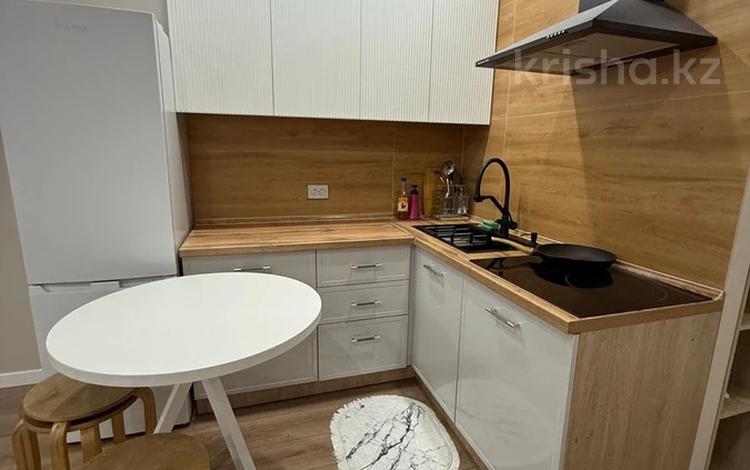 1-комнатная квартира · 40 м² · 7/9 этаж, Карасай батыра 345/3 за 13 000 ₸ в Алматы, Алмалинский р-н — фото 2