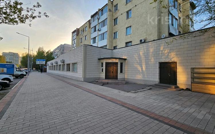 Офисы, склады, общепит · 660 м² за 449.9 млн ₸ в Астане, р-н Байконур — фото 2
