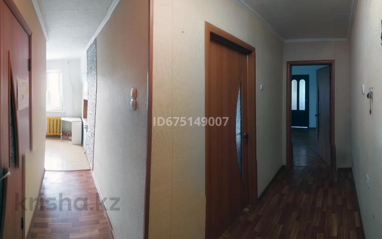 4-комнатная квартира, 61.5 м², 2/5 этаж, проспект Алашахана 20 за 20.5 млн 〒 в Жезказгане — фото 3