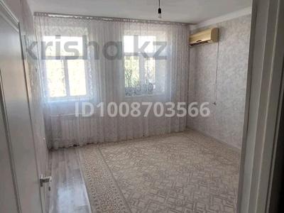 1-комнатная квартира · 38 м² · 3/4 этаж, 4мкр 10 за 12 млн 〒 в Жанаозен