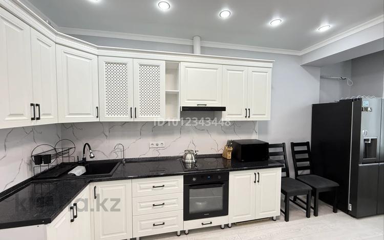 2-бөлмелі пәтер · 80 м² · 6/10 қабат, ул. Карасай батыра 326, бағасы: 520 000 ₸ в Алматы, Алмалинский р-н — фото 2