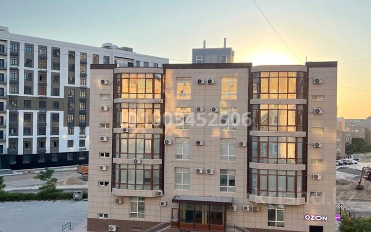 Свободное назначение, офисы, склады, образование · 1100 м² за 440 млн ₸ в Актау, 14-й мкр — фото 2