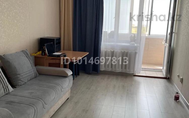 1-комнатная квартира · 49 м² · 2/9 этаж, кизатова 5н за 17 млн ₸ в Петропавловске — фото 2