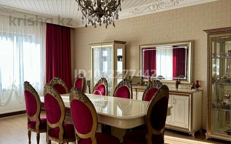 5-бөлмелі пәтер · 210 м² · 16/20 қабат, ул. Кенесары 46, бағасы: 88.5 млн ₸ в Астане, р-н Байконур — фото 2