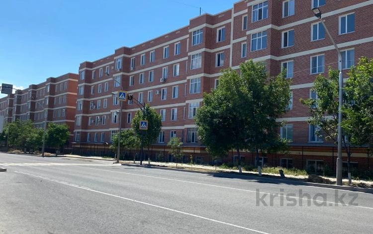 3-комнатная квартира · 76 м² · 4/5 этаж, 3-й мкр 35 за 16.5 млн ₸ в Актау — фото 2