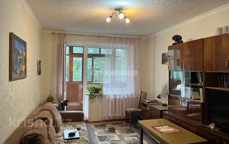 2-бөлмелі пәтер · 52.1 м² · 3/5 қабат, 8 мкр 98 — 17 школа-детский сад, бағасы: 13.4 млн ₸ в Темиртау — фото 2