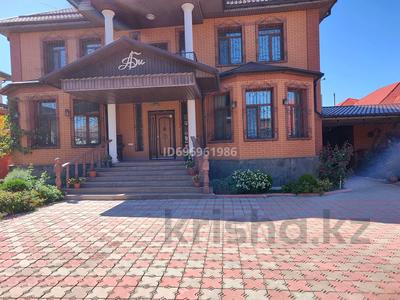 Продажа домов и дачи в Алматинской обл.: Отдельный дом · 6 комнат · 350 м² · 9 сот., Жайляу за 140 млн 〒 Отдельный дом · 6 комнат · 350 м² · 9 сот., Жайляу за 140 млн 〒 в Туздыбастау (Калинино)