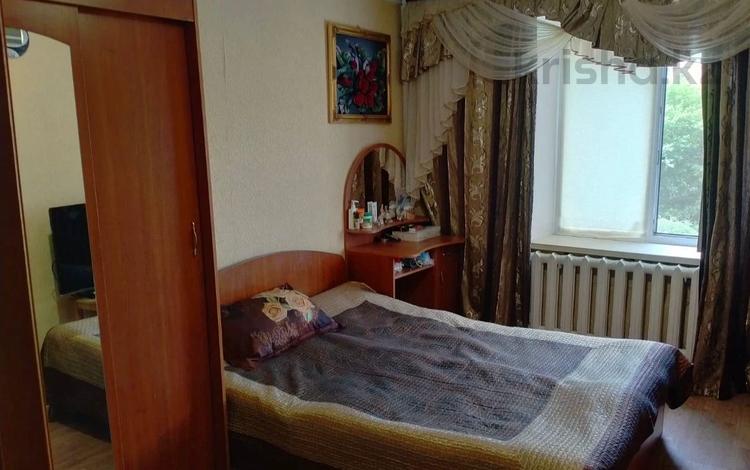 2-бөлмелі пәтер, 50 м², 3/10 қабат, Нурсултана Назарбаева, бағасы: 18.3 млн 〒 в Павлодаре — фото 9