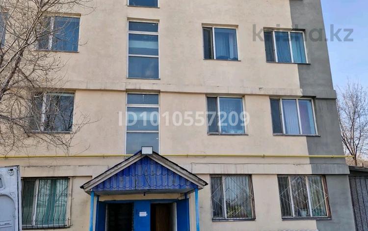 3-бөлмелі пәтер · 79 м² · 3/4 қабат, Конаева 71, бағасы: 16 млн ₸ в Уштобе — фото 2