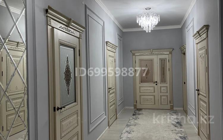 Отдельный дом · 5 комнат · 190 м² · 8 сот., мкр Нуртас, Саяхат 30 — Сайман магазин көшесі за 75 млн ₸ в Шымкенте, Каратауский р-н — фото 8