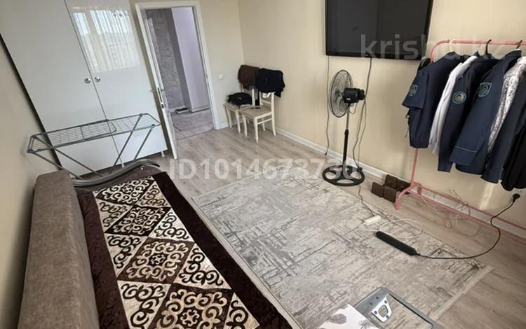 3-комнатная квартира · 90 м² · 14/16 этаж, мкр Юго-Восток, проспект Шахтеров 52 — Напротив старой корзины,пересечение республики-шахтеров за 40 млн ₸ в Караганде, Казыбек би р-н — фото 2