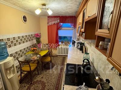 Продажа домов и дачи в Павлодарской обл.: Отдельный дом · 4 комнаты · 83 м² · 6 сот., Бухар жырау за 18 млн 〒 Отдельный дом · 4 комнаты · 83 м² · 6 сот., Бухар жырау за 18 млн 〒 в Экибастузе