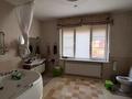 Отдельный дом · 7 комнат · 550 м² · 10 сот., мкр Каспий 4 — Пр. Сатпаева и ул.Нажиметдинова за 1.8 млн 〒 в Атырау — фото 5