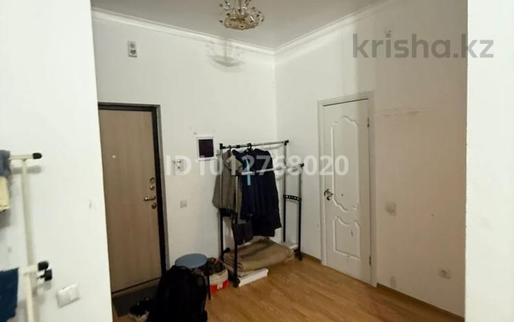 1 бөлме · 50 м² · 2/3 қабат, Касым Аманжолова 28 — Аманжолова- Байтурсынова, бағасы: 60 000 ₸ в Астане, Сарайшык р-н — фото 2