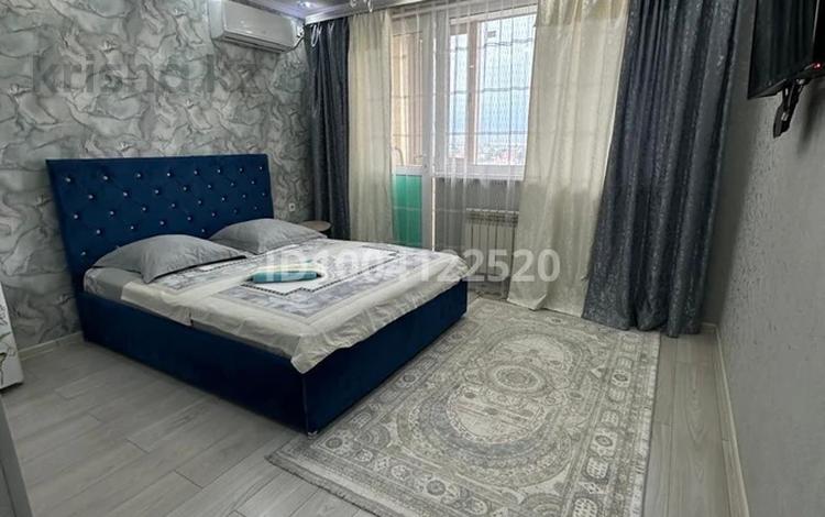 1-комнатная квартира · 55 м² · 8/10 этаж, мкр Аксай-5, Момышулы 25 — Жубанова за 17 000 ₸ в Алматы, Ауэзовский р-н — фото 12