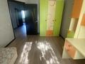 3-бөлмелі пәтер · 60 м² · 2/5 қабат, ул. Малика Габдуллина 40, бағасы: 20.6 млн ₸ в Кокшетау — фото 13