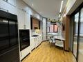 3-комнатная квартира · 150 м² · 8/17 этаж · помесячно, Сейфуллина 574/1 к3 за 700 000 〒 в Алматы, Медеуский р-н — фото 2