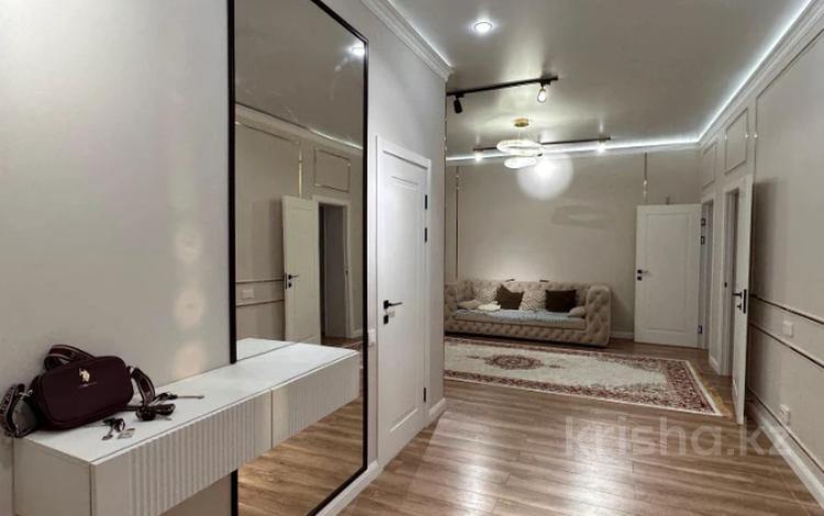 4-комнатная квартира · 160 м² · 3/5 этаж, мкр. Алтын орда за 60 млн 〒 в Актобе — фото 2