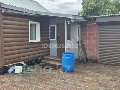 Отдельный дом · 4 комнаты · 120 м² · 6 сот., Майкудук, Майкудук, мкр Русский посёлок К.Маркса 24 — Дом расположен между т.д Умай и Мечетью за 25 млн 〒 в Караганде, Алихана Бокейханова р-н