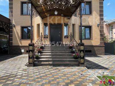 Отдельный дом · 7 комнат · 362 м² · 8 сот., Желтоксан 12 за 130 млн 〒 в Каскелене