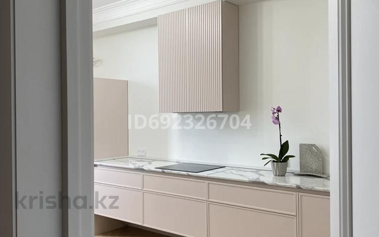 2-комнатная квартира · 83 м² · 11/21 этаж, 17-й мкр, ​17-й микрорайон 6 за 51 млн 〒 в Актау — фото 2