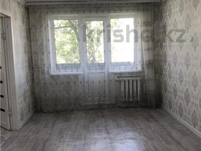 2-бөлмелі пәтер · 46 м² · 4/5 қабат, 13-шағынаудан, бағасы: 9 млн ₸ в Караганде, Алихана Бокейханова р-н