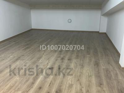 Еркін, кеңселер, дүкендер мен бутиктер · 39 м², бағасы: 100 000 〒 в Караганде, Казыбек би р-н