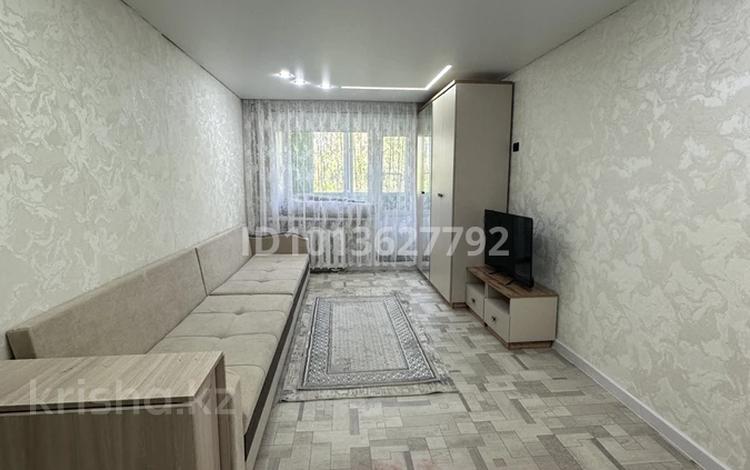 1-комнатная квартира · 48 м² · 3/5 этаж, Чернышевского 112/1 — Рядом супермаркет Аян Пассаж , 4 школа, 4 новый поликлиника . трамвайный парк за 110 000 ₸ в Темиртау — фото 2