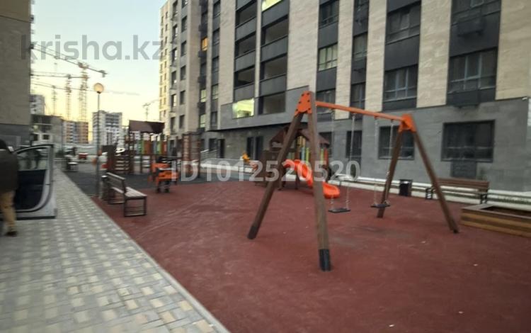 1-бөлмелі пәтер · 35 м² · 10/12 қабат, мкр Акбулак, Момышулы 100, бағасы: 20 млн ₸ в Алматы, Алатауский р-н — фото 2