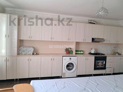 Отдельный дом · 6 комнат · 140 м² · 8 сот., Байдибек баба 17 за 40 млн ₸ в Таразе