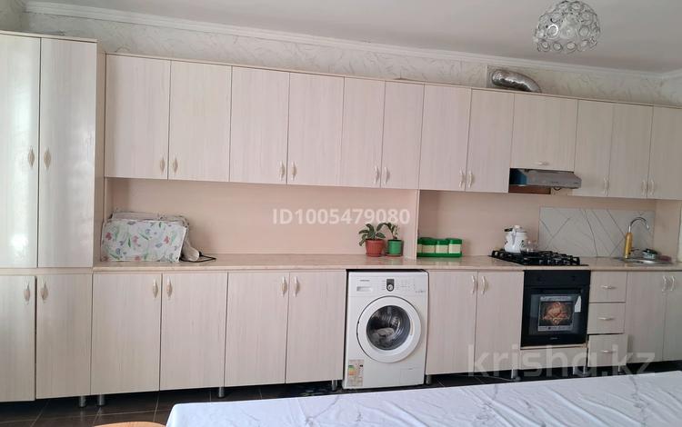 Отдельный дом · 6 комнат · 140 м² · 8 сот., Байдибек баба 17 за 40 млн 〒 в Таразе — фото 21