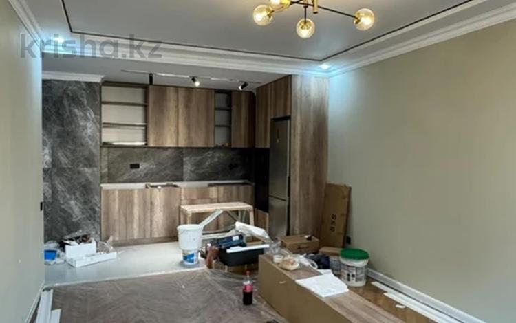 2-комнатная квартира · 45 м² · 6/12 этаж, Торекулова 93 за 48 млн ₸ в Алматы, Алмалинский р-н — фото 2