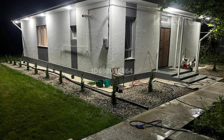 Отдельный дом · 4 комнаты · 100 м², Шаумяна за 300 000 〒 в  — фото 2