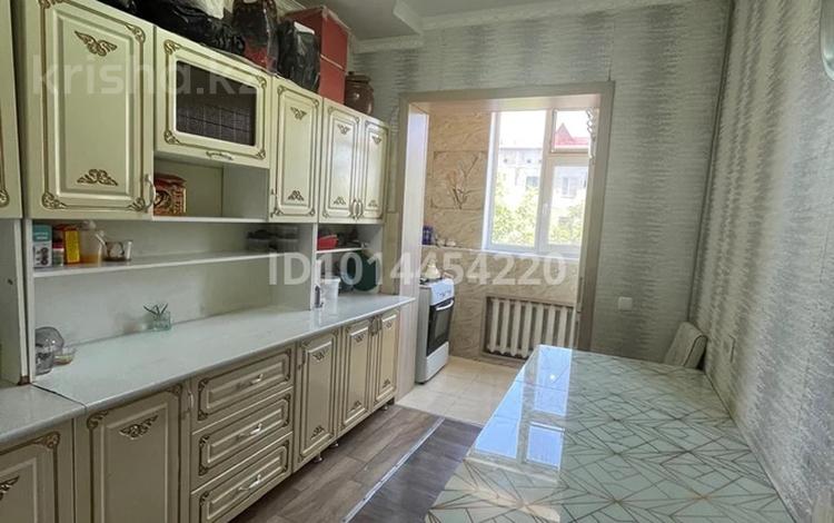 4-бөлмелі пәтер · 80 м² · 2/5 қабат, Сайрам ш/а 32 — Возле 65 школы, бағасы: 32.5 млн ₸ в Шымкенте, Аль-Фарабийский р-н — фото 2