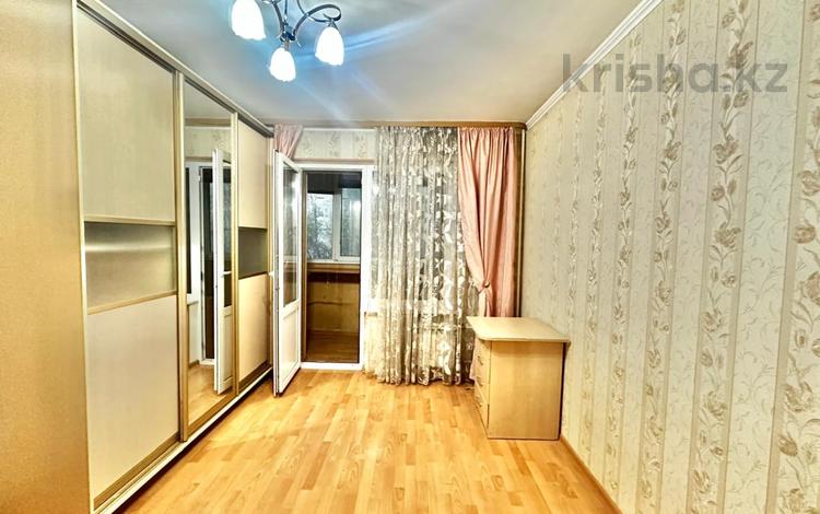 4-комнатная квартира, 90 м², 4/5 этаж, мкр Аксай-3А — бауыржана момышулы за 42.5 млн 〒 в Алматы, Ауэзовский р-н — фото 9