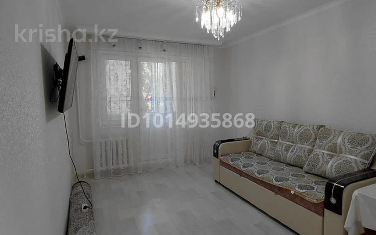 1-комнатная квартира · 32 м² · 3/5 этаж, мкр Каратау 4 за 9.8 млн ₸ в Таразе — фото 2