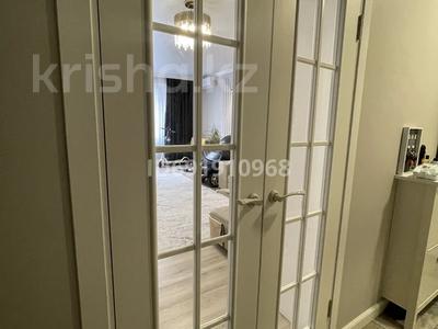 4-бөлмелі пәтер · 120 м² · 4/13 қабат, Макатаева 131 — Муратбаева, бағасы: 94 млн ₸ в Алматы, Алмалинский р-н