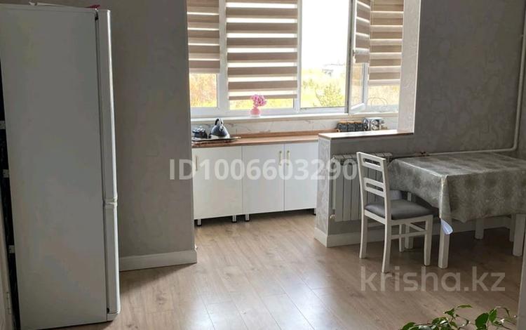 1-бөлмелі пәтер · 53 м² · 7/8 қабат, Айнабұлақ-2 ш/а., бағасы: 29.5 млн ₸ в Алматы, Жетысуский р-н — фото 2