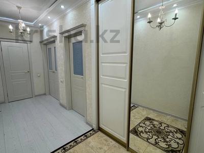 3-бөлмелі пәтер · 102 м² · 9/10 қабат, мкр Кадыра Мырза-Али, бағасы: 350 000 〒 в Уральске