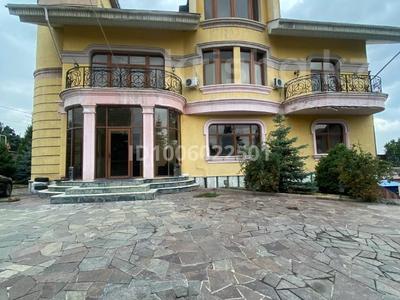 Отдельный дом · 7 комнат · 1080 м² · 10 сот., мкр Нур Алатау, Утегенова 38 за 600 млн 〒 в Алматы, Бостандыкский р-н