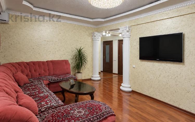 2-комнатная квартира · 75 м² · 3/5 этаж, мкр Центральный, Абая — Рахат - Драм.театр за 250 000 ₸ в Атырау — фото 2