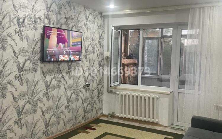 1-бөлмелі пәтер · 35.8 м² · 2/5 қабат, Самал 49 67 кв — Сұлтан ресторанның қасында Самал 49, бағасы: 4 млн ₸ в Кандыагаш — фото 3