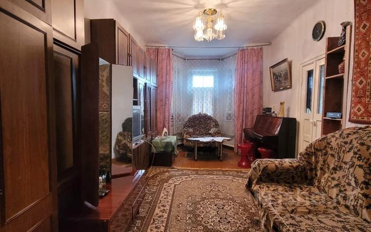 3-комнатная квартира, 61 м², 1/2 этаж, Переулок тихий