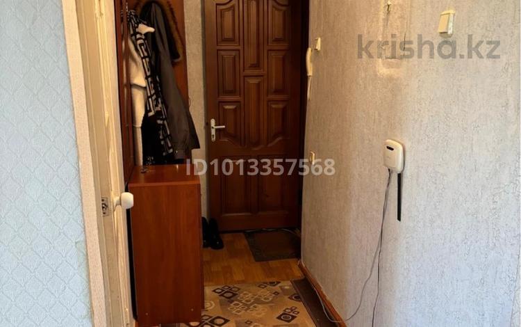 2-бөлмелі пәтер · 45 м² · 5/5 қабат, К.Аманжолова 125 — Кафе Маринка, бағасы: 10.5 млн ₸ в Уральске — фото 2