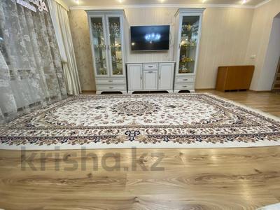 3-бөлмелі пәтер · 86 м² · 5/10 қабат, Казыбек Би 7/4, бағасы: 43 млн ₸ в Усть-Каменогорске