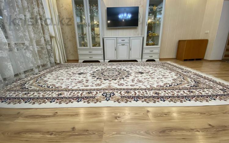 3-бөлмелі пәтер · 86 м² · 5/10 қабат, Казыбек Би 7/4, бағасы: 43 млн ₸ в Усть-Каменогорске — фото 4