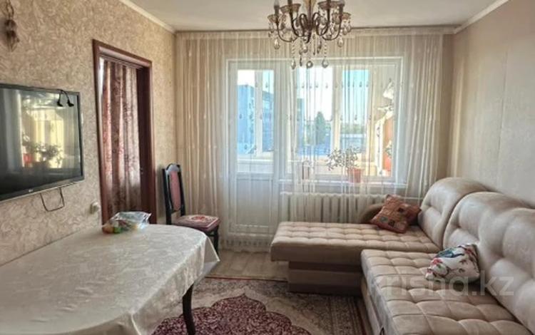 3-комнатная квартира · 49.7 м² · 5/5 этаж, Матросова за 16.5 млн ₸ в Уральске — фото 2